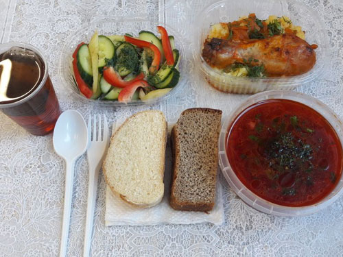 Обилие вкусных и ярких блюд Железнодорожный